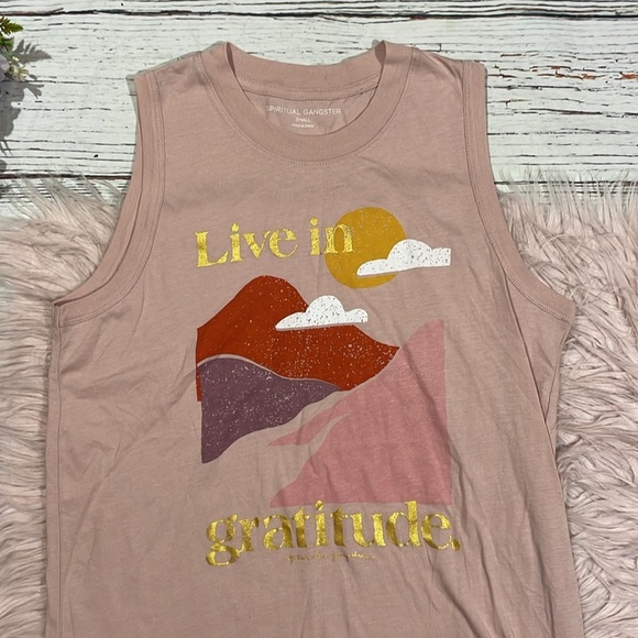 Spiritual Gangster Live in Gratitude Essential Graphic Muscle Tank - Picture 4 of 7